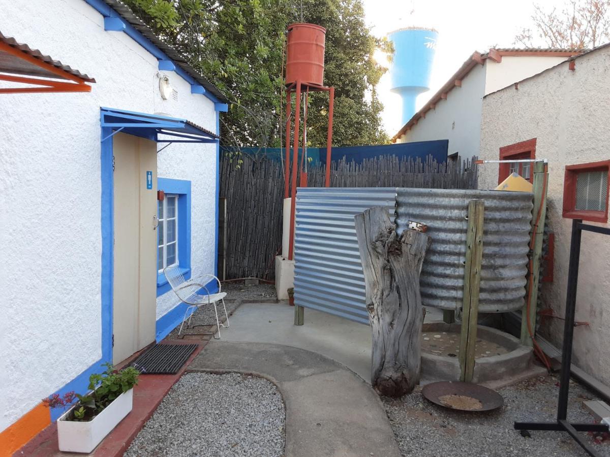 Kai-Oms Backpackers Lodge Outjo Exterior photo